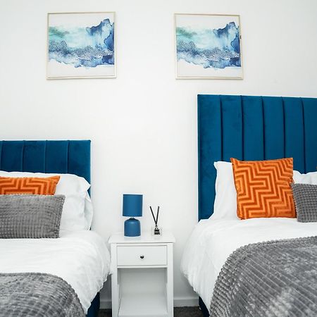 Villa Stylish 3 Bed House With Free Parking Leeds  Exterior foto