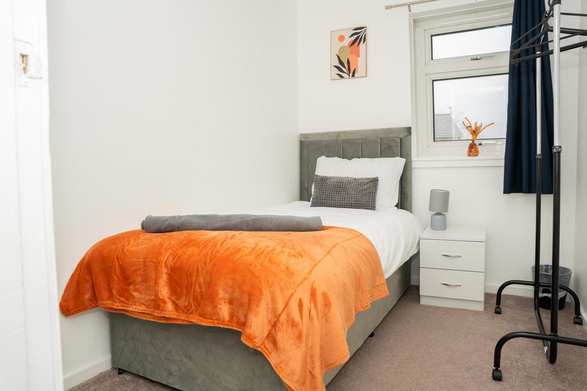 Villa Stylish 3 Bed House With Free Parking Leeds  Exterior foto