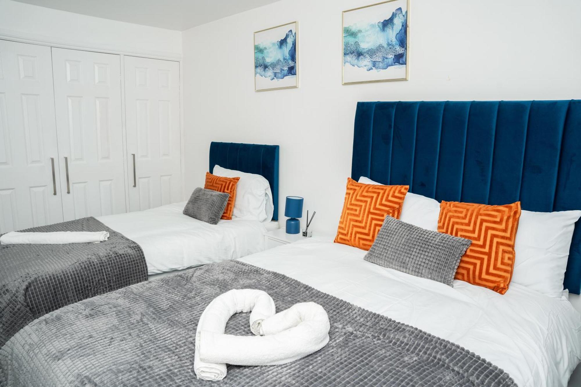 Villa Stylish 3 Bed House With Free Parking Leeds  Exterior foto