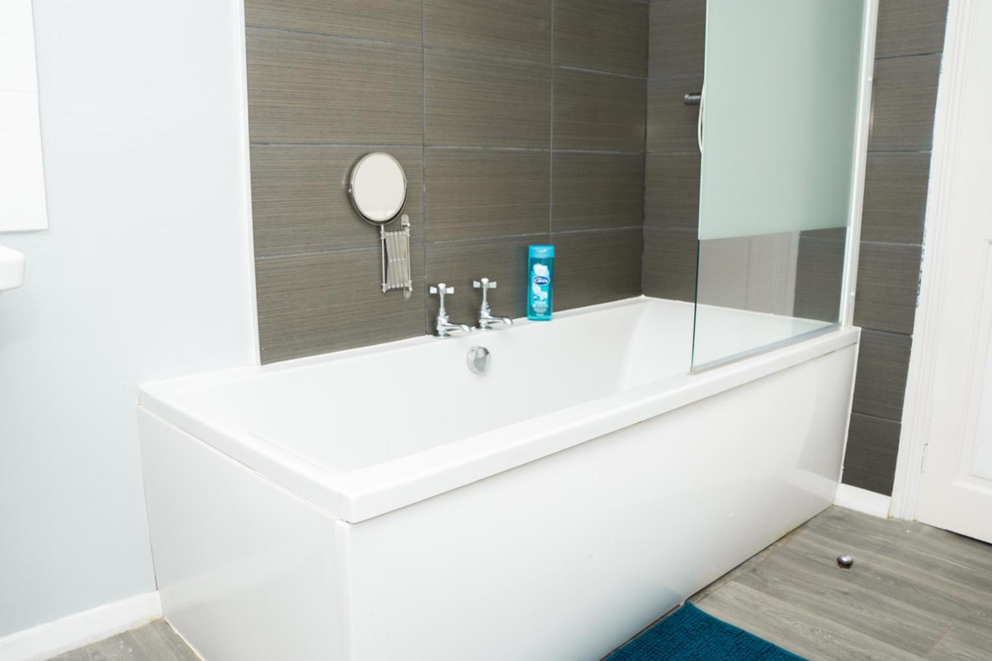 Villa Stylish 3 Bed House With Free Parking Leeds  Exterior foto