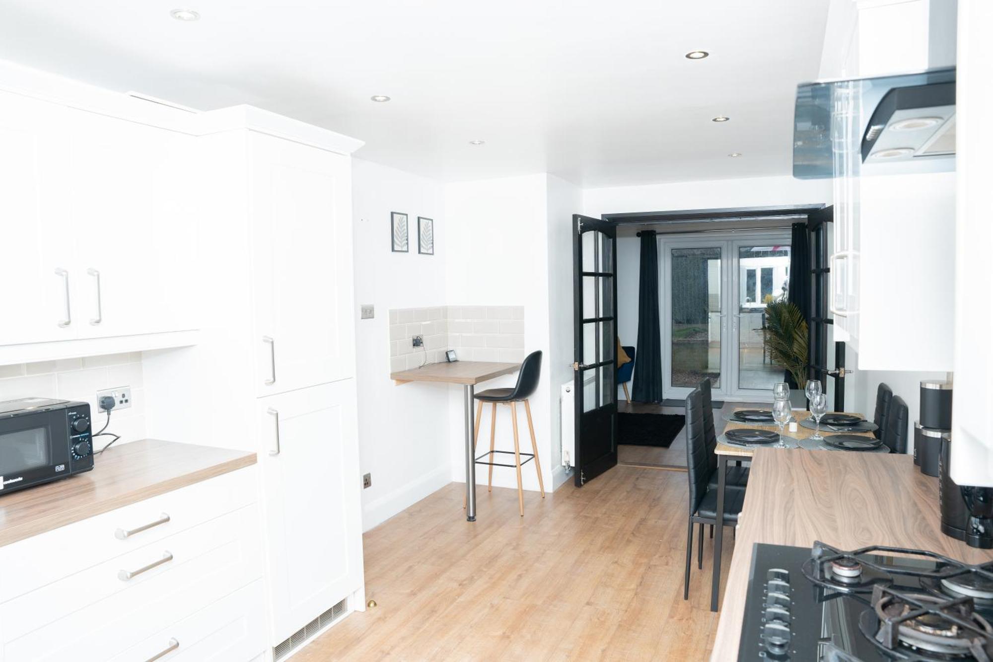 Villa Stylish 3 Bed House With Free Parking Leeds  Exterior foto