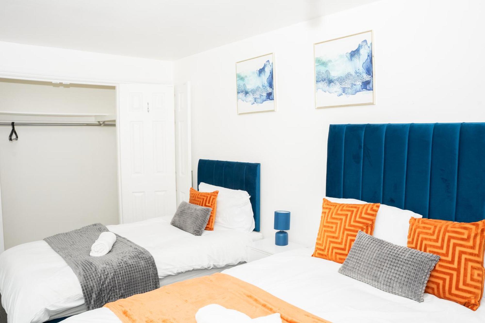 Villa Stylish 3 Bed House With Free Parking Leeds  Exterior foto